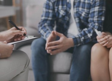 Вызов скорой психиатрической помощи в Нюрбе